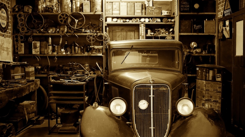 vitrine-MOISSAC BELLEVUE-min_antique_auto_automobile_automotive_car_classic_equipment_fix-1169797